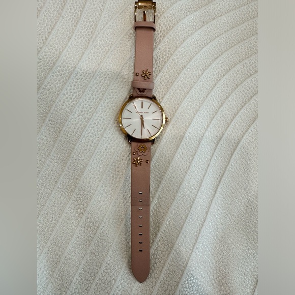 Michael Kors Portia Stainless Steel Quartz Leather Strap Watch - Picture 5 of 9